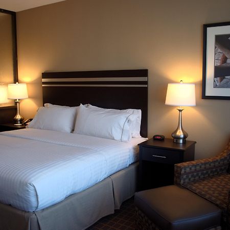 Holiday Inn Express & Suites Golden By Ihg Exterior photo