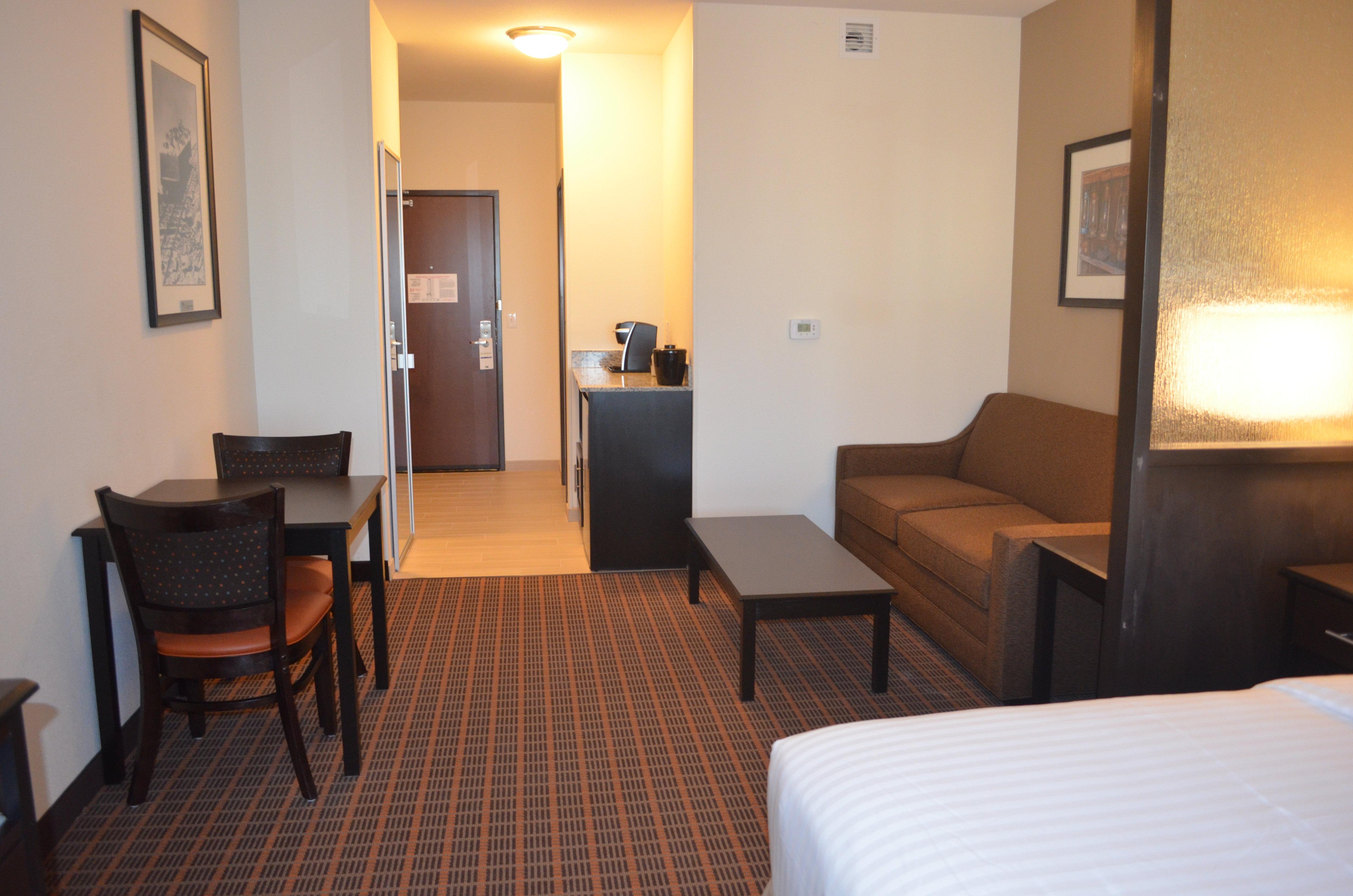 Holiday Inn Express & Suites Golden By Ihg Exterior photo