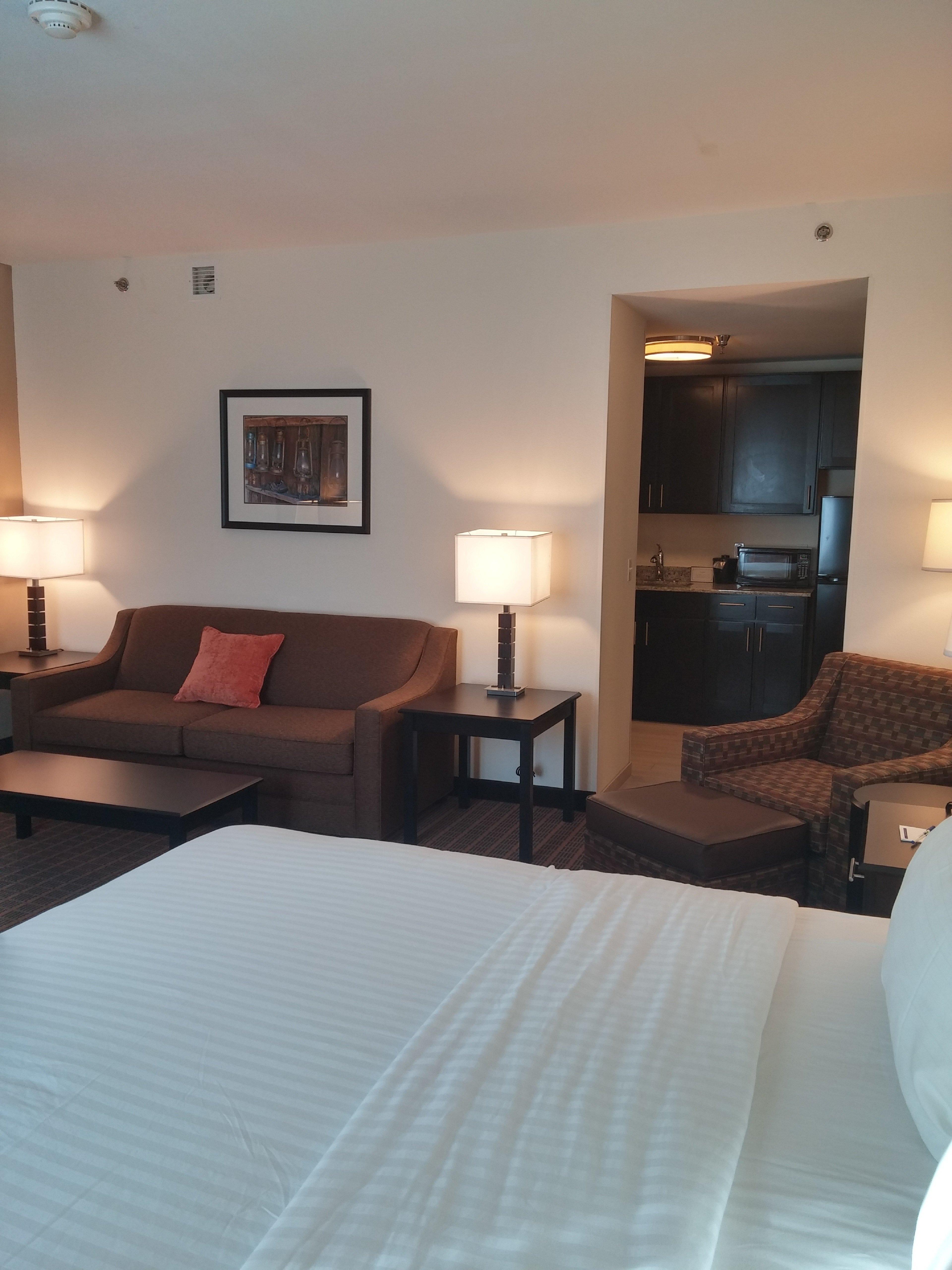 Holiday Inn Express & Suites Golden By Ihg Exterior photo
